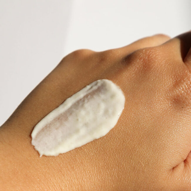 may-2024-blog-malanoma sunscreen on hand